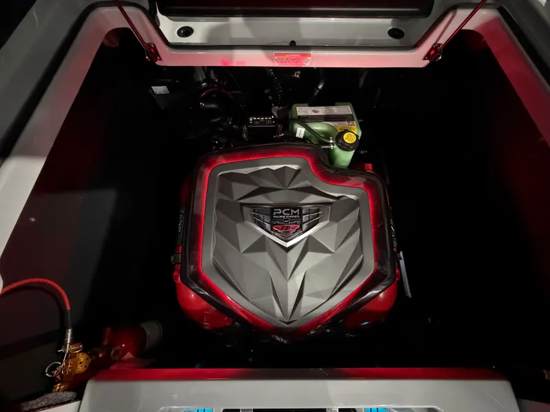 Slide: The Image of Nautique Super Air Nautique G23 2026 - 12