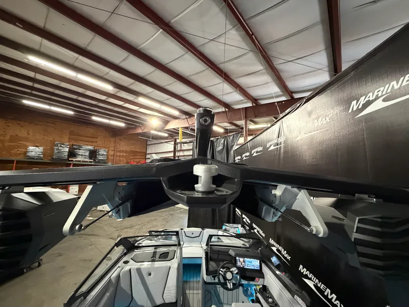 Slide: The Image of Nautique Super Air Nautique G23 2026 - 16