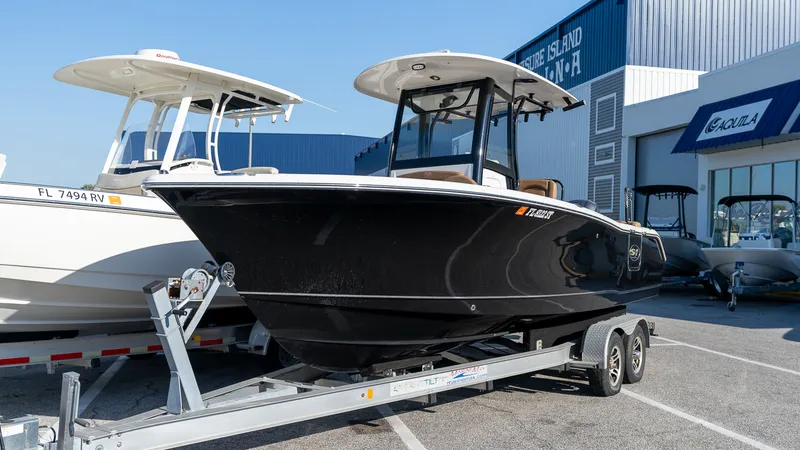 Slide: The Image of Sea Hunt 25 ULTRA 2021 - 1