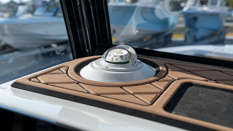 Slide: The Image of Sea Hunt 25 ULTRA 2021 - 13