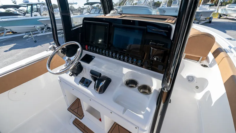 Slide: The Image of Sea Hunt 25 ULTRA 2021 - 14