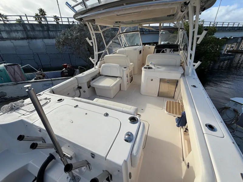 Slide: The Image of Grady-White 307 FREEDOM 2021 - 28