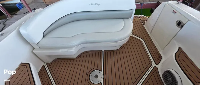 Slide: The Image of Sea Ray 260 Sundancer 2006 - 16181386