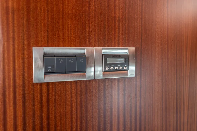 Slide: The Image of Ocean Alexander 65 PILOTHOUSE 2013 - 38