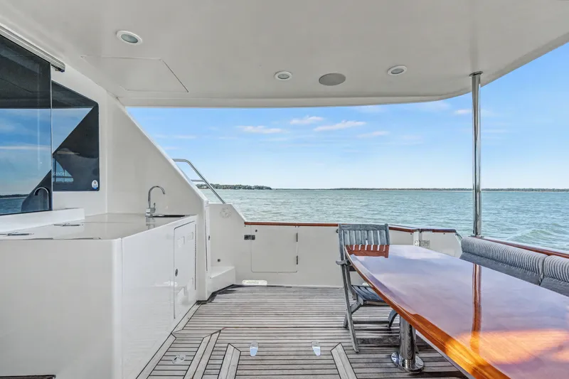 Slide: The Image of Ocean Alexander 65 PILOTHOUSE 2013 - 9