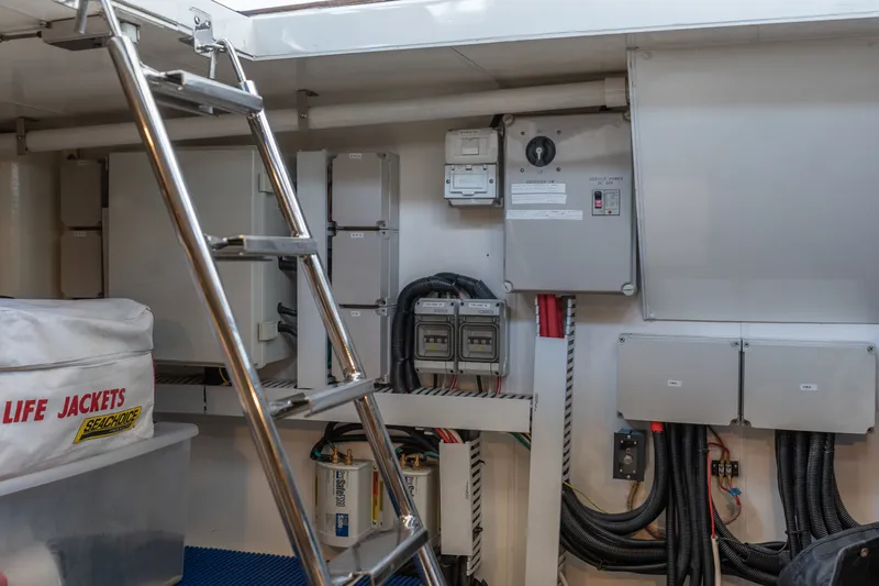 Slide: The Image of Ocean Alexander 65 PILOTHOUSE 2013 - 91