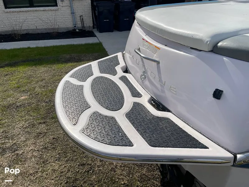 Slide: The Image of Nautique 210 Signature 2003 - 16247283