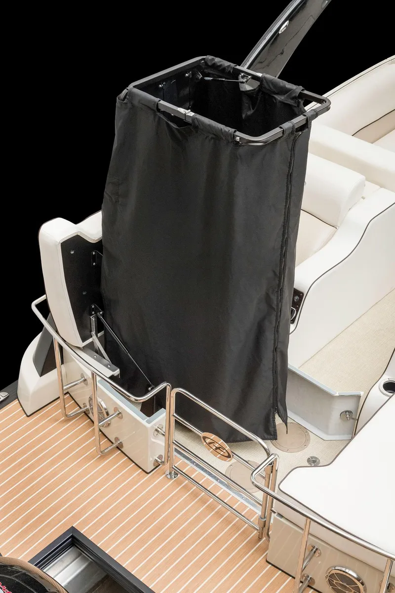 Slide: The Image of Harris Crowne 250 2018 - 17