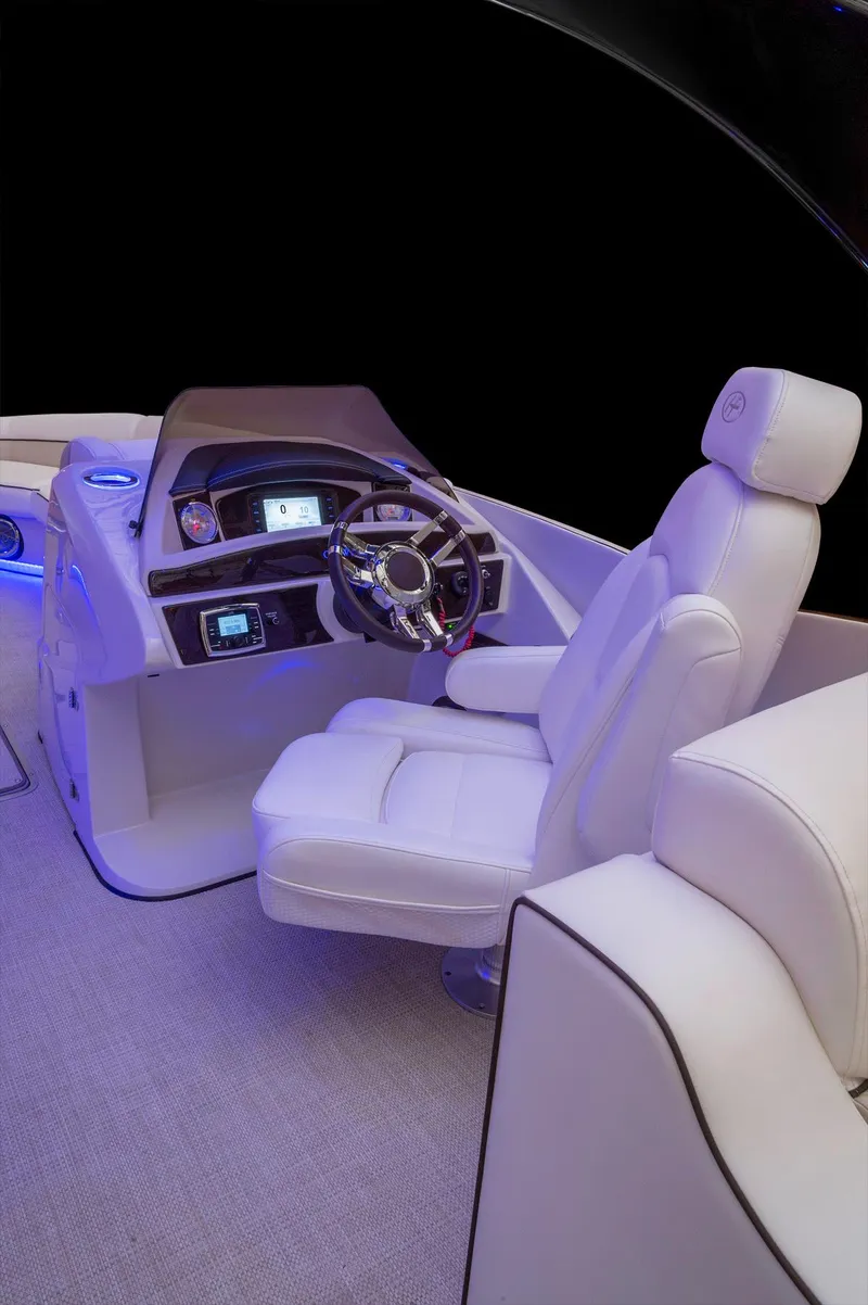 Slide: The Image of Harris Crowne 250 2018 - 18