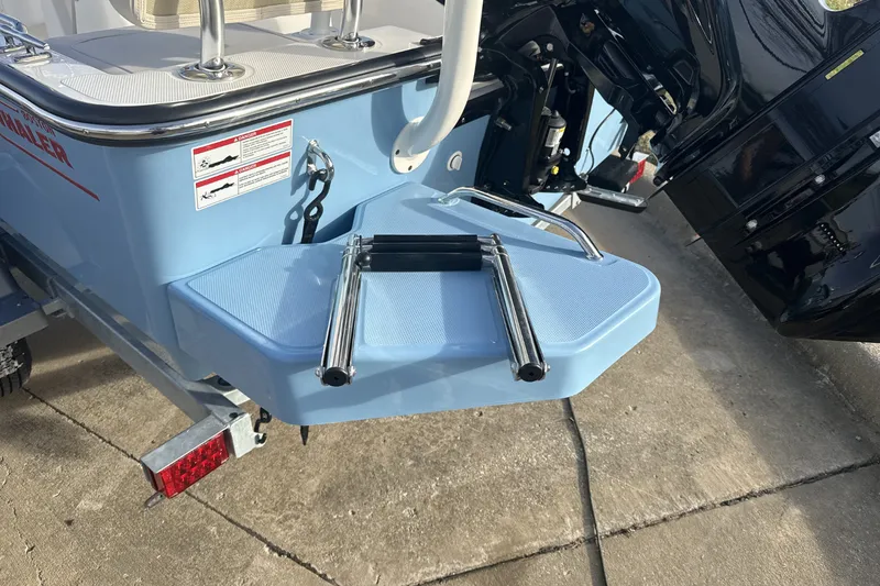 Slide: The Image of Boston Whaler 170 Montauk 2026 - 6