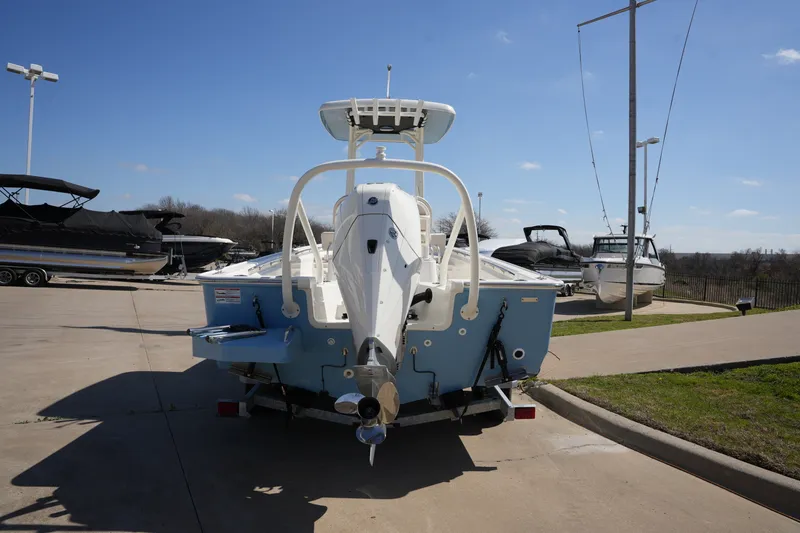 Slide: The Image of Boston Whaler 210 Montauk 2026 - 6