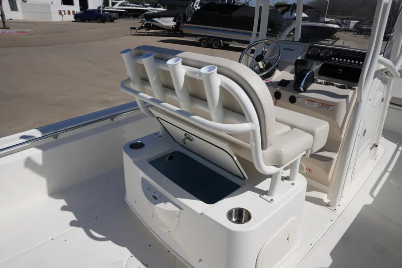 Slide: The Image of Boston Whaler 210 Montauk 2026 - 15