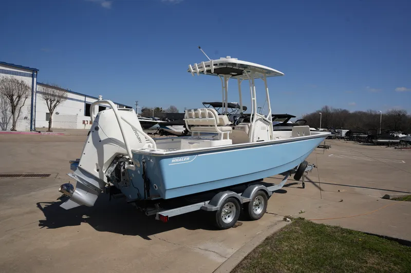 Slide: The Image of Boston Whaler 210 Montauk 2026 - 2