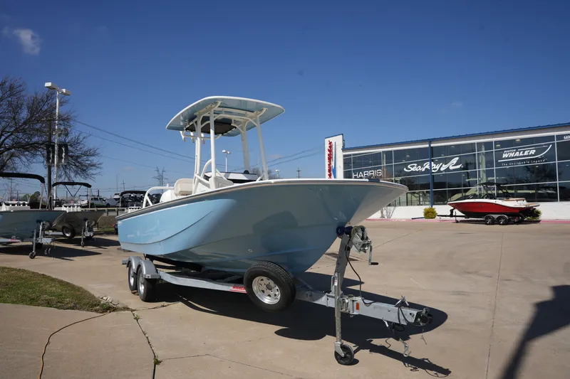 Slide: The Image of Boston Whaler 210 Montauk 2026 - 1