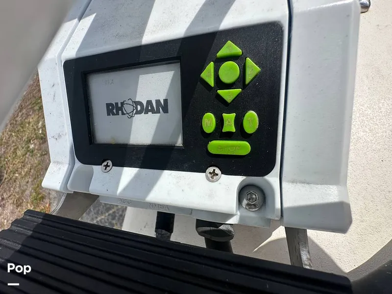 Slide: The Image of Cobia 220 CC 2021 - 16252403