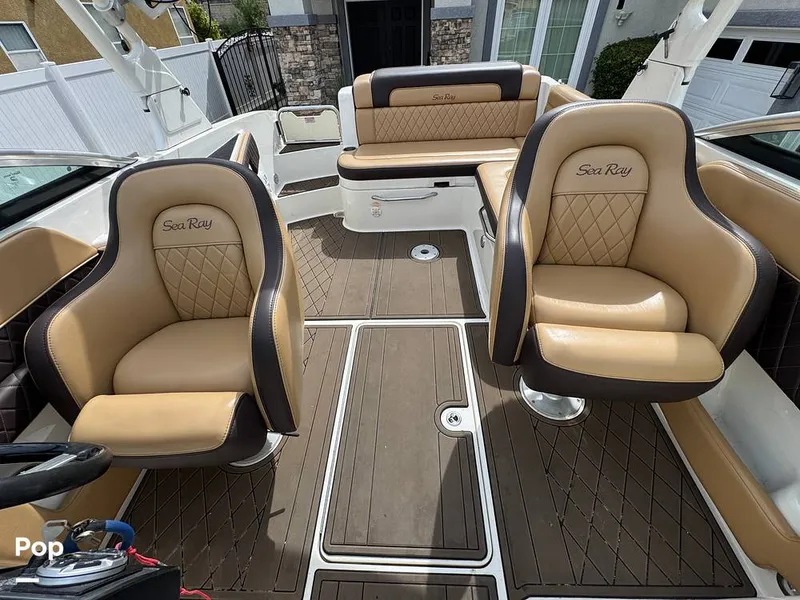 Slide: The Image of Sea Ray 260 Sundeck 2013 - 16267202