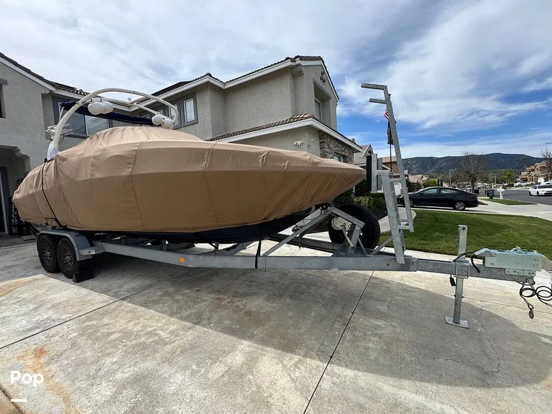 Slide: The Image of Sea Ray 260 Sundeck 2013 - 16267080