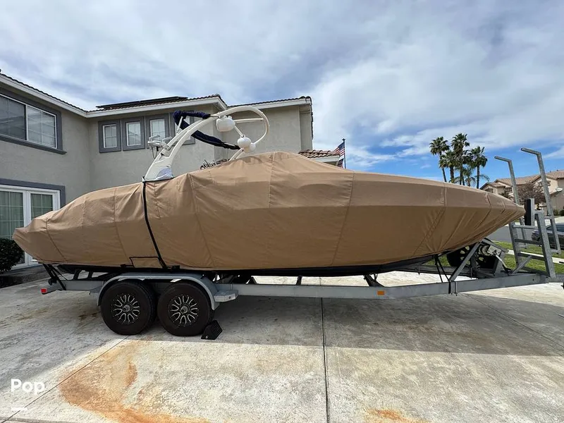 Slide: The Image of Sea Ray 260 Sundeck 2013 - 16267081