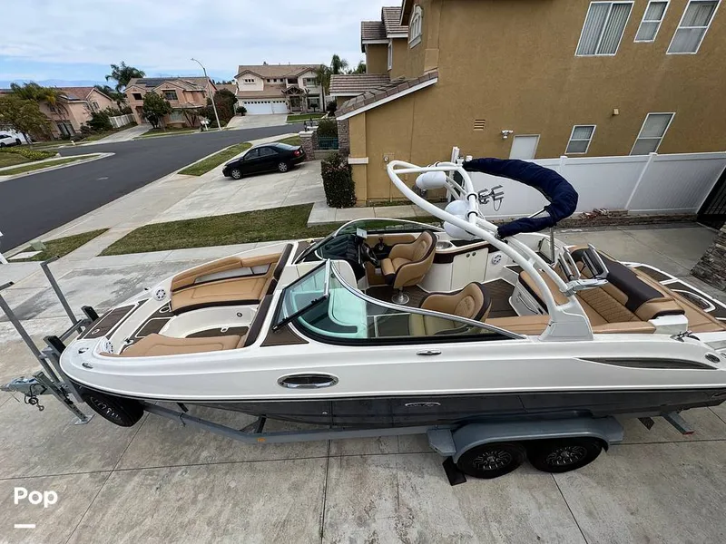 Slide: The Image of Sea Ray 260 Sundeck 2013 - 16267105