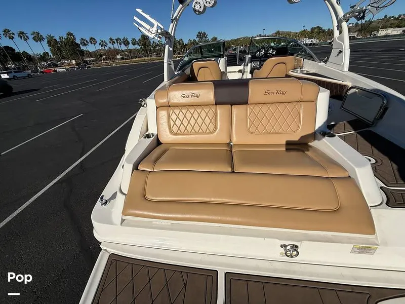 Slide: The Image of Sea Ray 260 Sundeck 2013 - 16175933