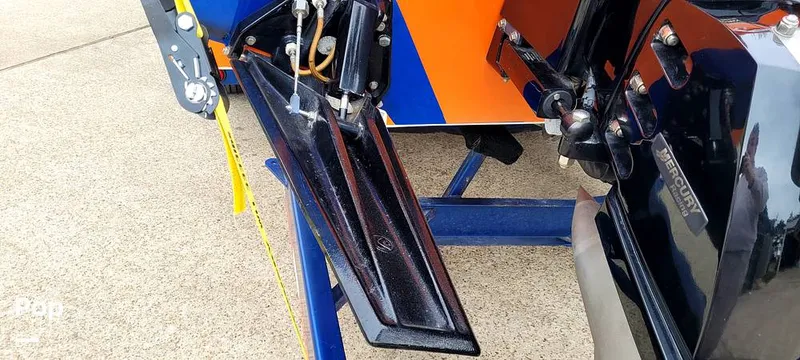 Slide: The Image of Outerlimits 42 GTX 2003 - 16190930