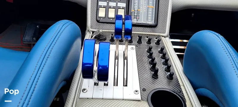 Slide: The Image of Outerlimits 42 GTX 2003 - 16190945