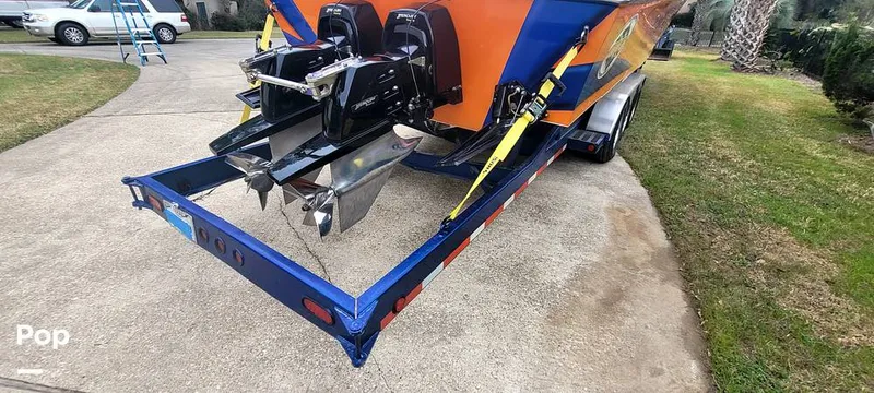 Slide: The Image of Trailer Has An Outdrive Protector - 16191108