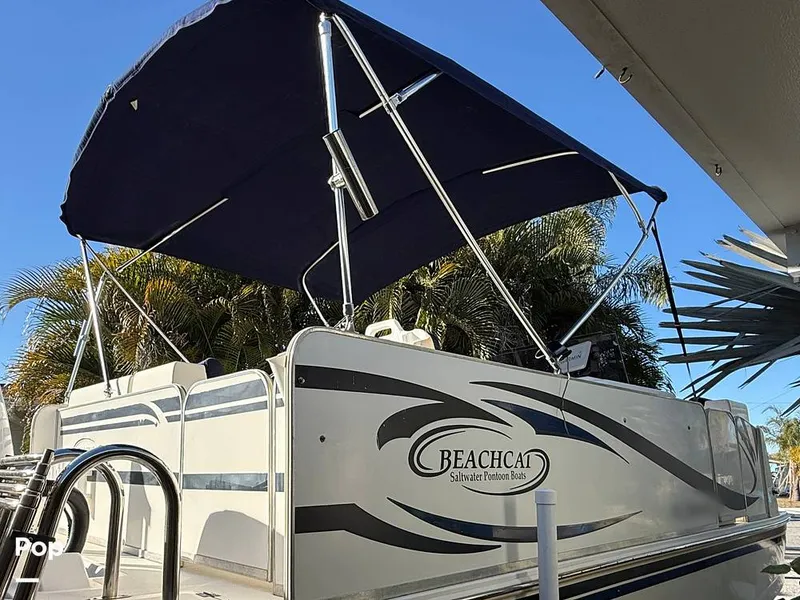 Slide: The Image of Beachcat 20 2019 - 16211940