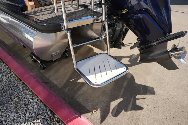 Slide: The Image of Harris 250CRW 2026 - 13