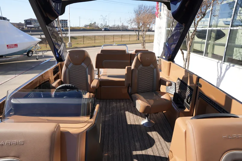 Slide: The Image of Harris 250CRW 2026 - 27