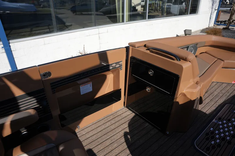 Slide: The Image of Harris 250CRW 2026 - 32