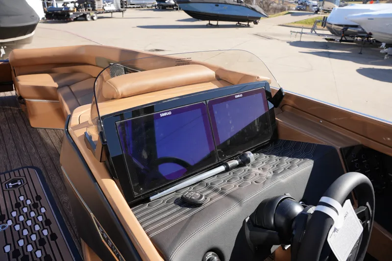 Slide: The Image of Harris 250CRW 2026 - 40