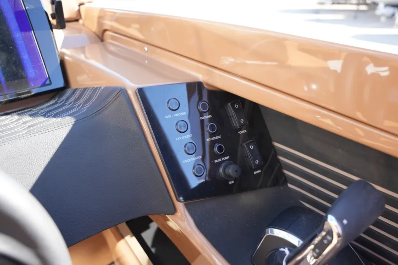 Slide: The Image of Harris 250CRW 2026 - 42