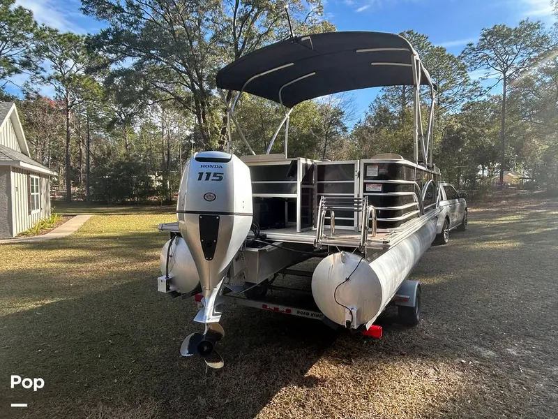 Slide: The Image of Sylvan CR 8522RL 2019 - 16191634