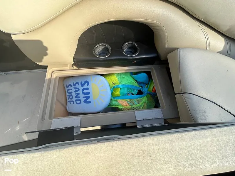 Slide: The Image of Sylvan CR 8522RL 2019 - 16191714