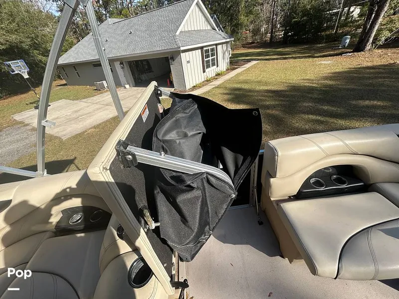 Slide: The Image of Sylvan CR 8522RL 2019 - 16191722