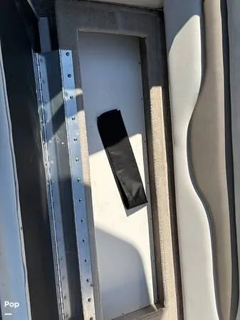 Slide: The Image of Crownline Boats 21SS 2015 - 16183351