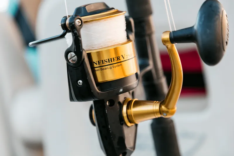 Slide: The Image of Boston Whaler 280 Outrage 2026 - 157