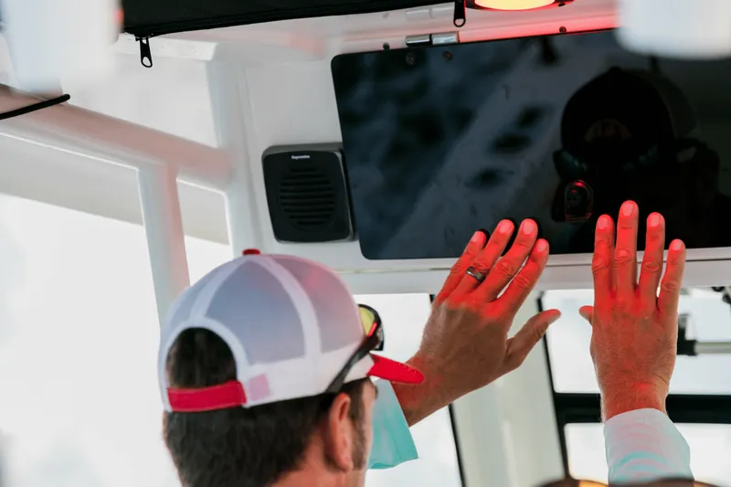 Slide: The Image of Boston Whaler 280 Outrage 2026 - 159