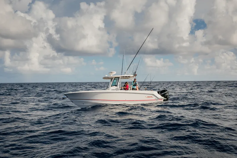 Slide: The Image of Boston Whaler 280 Outrage 2026 - 73