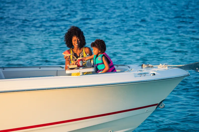 Slide: The Image of Boston Whaler 280 Outrage 2026 - 86