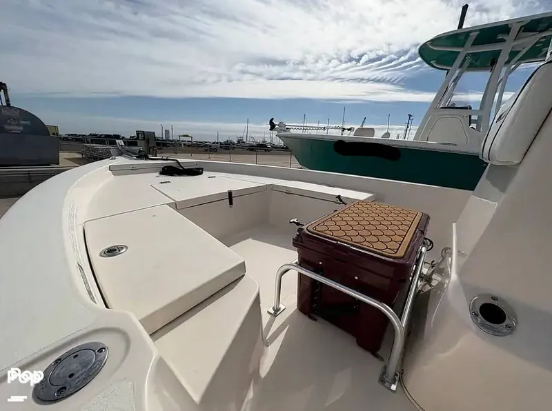 Slide: The Image of Bow Casting Deck With Storage/live Well/bait Well - 16203014