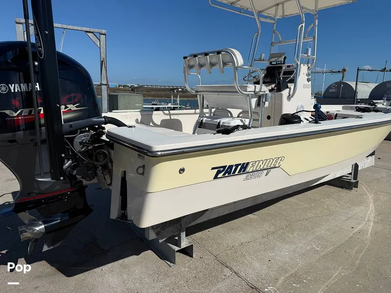 Slide: The Image of Maverick 2200 Pathfinder VP 2007 - 16182844