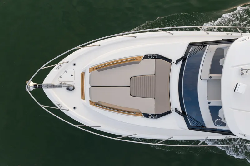Slide: The Image of Boston Whaler 365 Conquest 2026 - 19