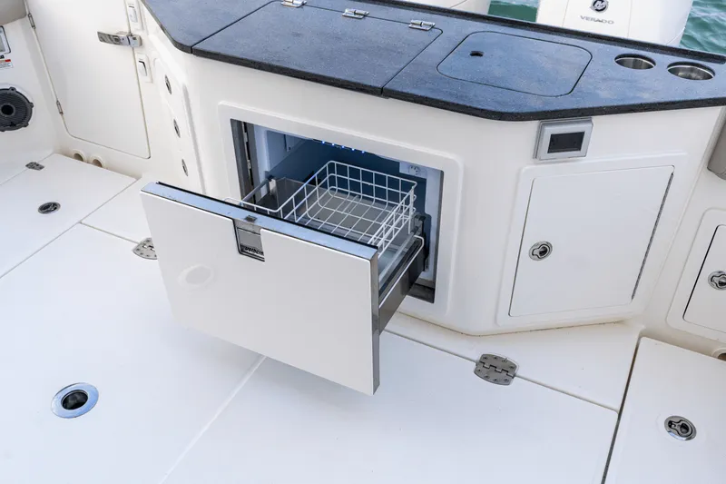 Slide: The Image of Boston Whaler 365 Conquest 2026 - 52