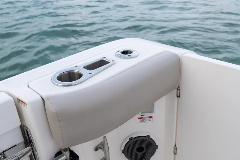 Slide: The Image of Boston Whaler 365 Conquest 2026 - 57