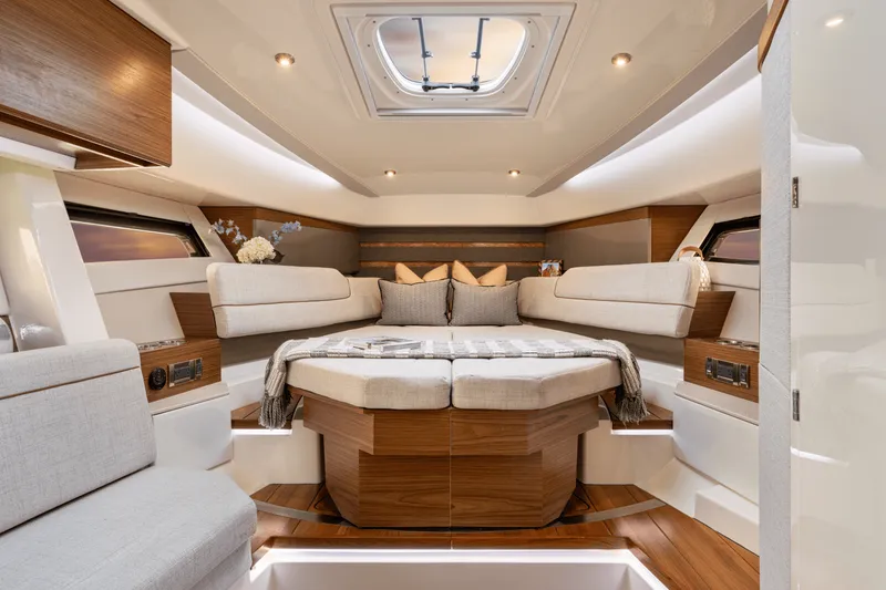 Slide: The Image of Boston Whaler 365 Conquest 2026 - 96