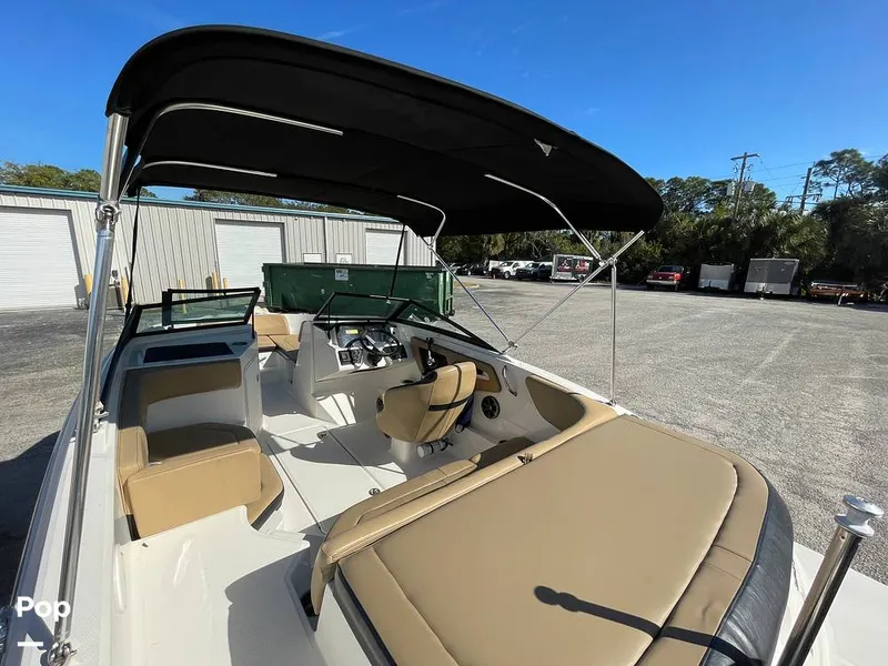 Slide: The Image of Sea Ray SPX 190 2022 - 16192722