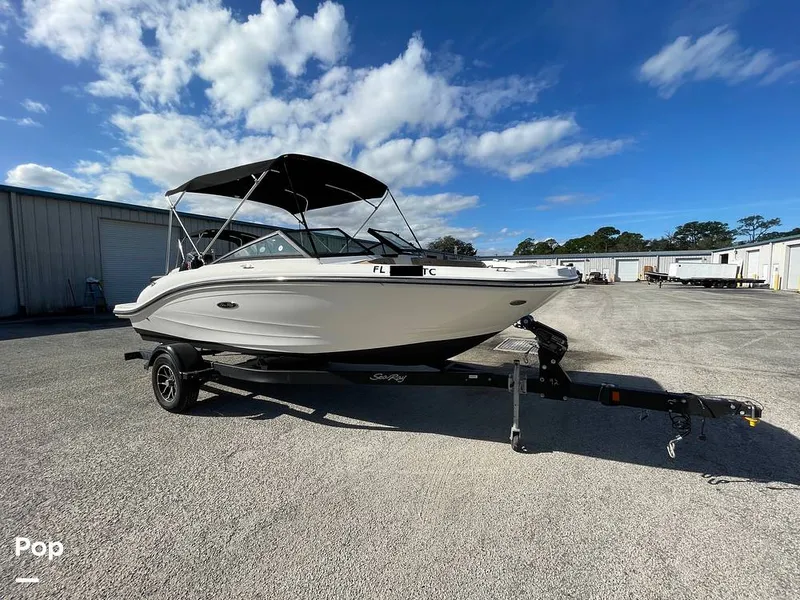 Slide: The Image of Sea Ray SPX 190 2022 - 16192697