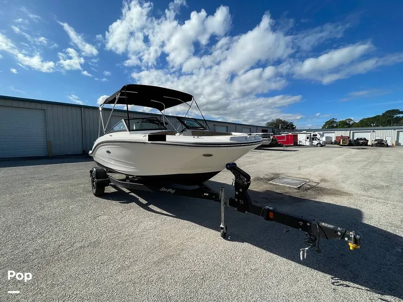 Slide: The Image of Sea Ray SPX 190 2022 - 16192698